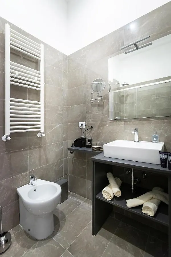 Panzió Fj Bianco Guest House Nápoly